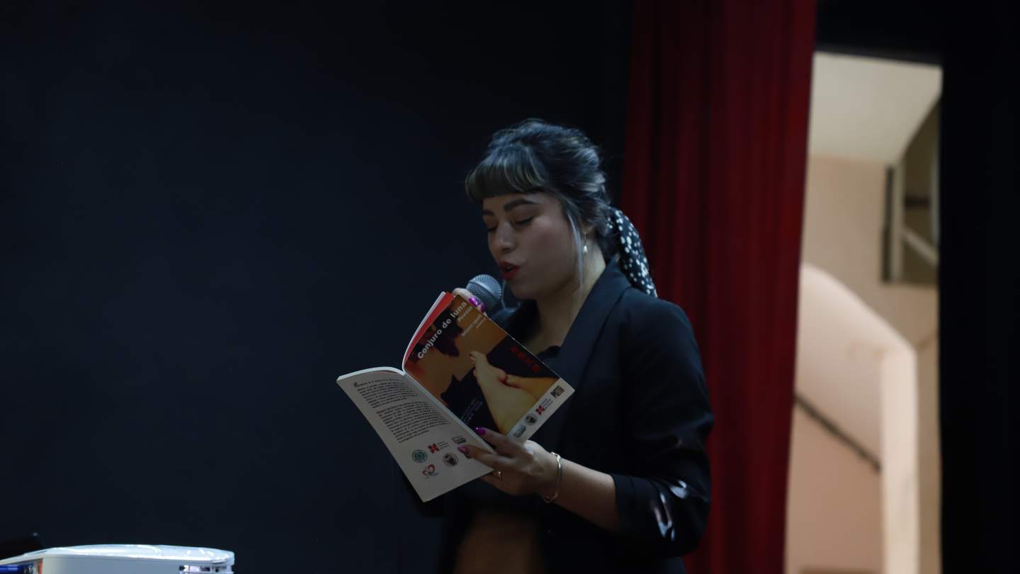 Susana Haro, maestra y escritora, invita a estudiantes de Bycenes a promover la lectura